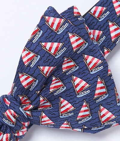 Catboat Bow Tie