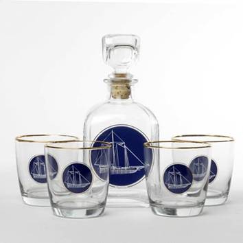 https://cdn.shopify.com/s/files/1/0126/5242/products/Americas_Cup_Decanter_Set_grande.jpeg?12428