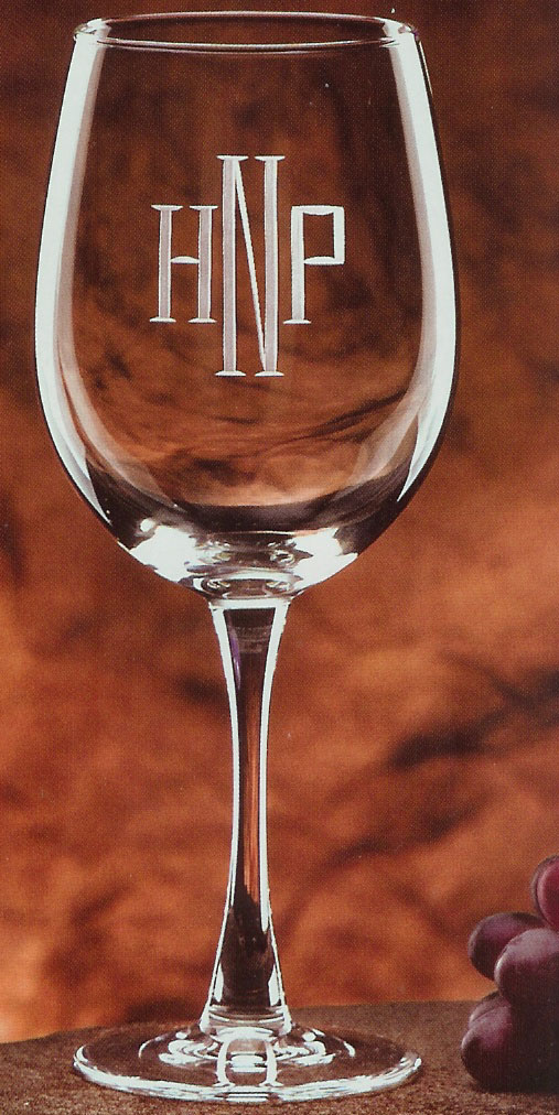 engraved wine glass.jpg (159853 bytes). Wonderful, generous oversized wine 
