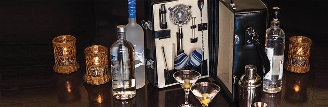 The Manhattan is a portable cocktail case that has everything needed for your cocktail party.